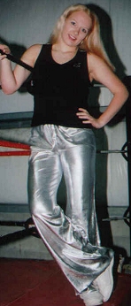 Synndy is looking good on the ring apron.